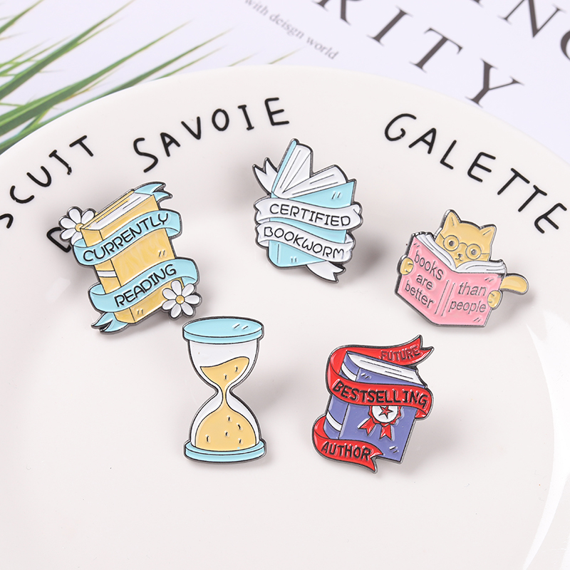 Cute Books Enamel Brooch Dog F - đánh giá và giá Jewelry Making Journal